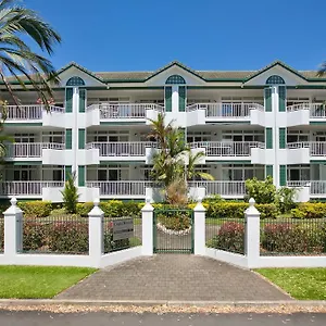 Costa Royale Aparthotel Trinity Beach